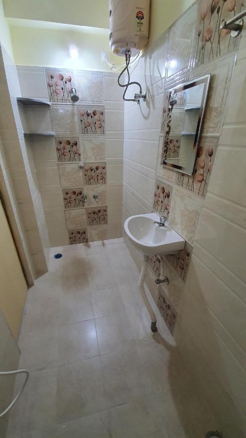 Tirupati Homestay - 2Bhk Ac Family Apartments Near Alipiri And Kapilatheertham - Walk To A2B Veg Restaurant - Wifi - Android Tv - Easy Access To Tirumala Exterior foto
